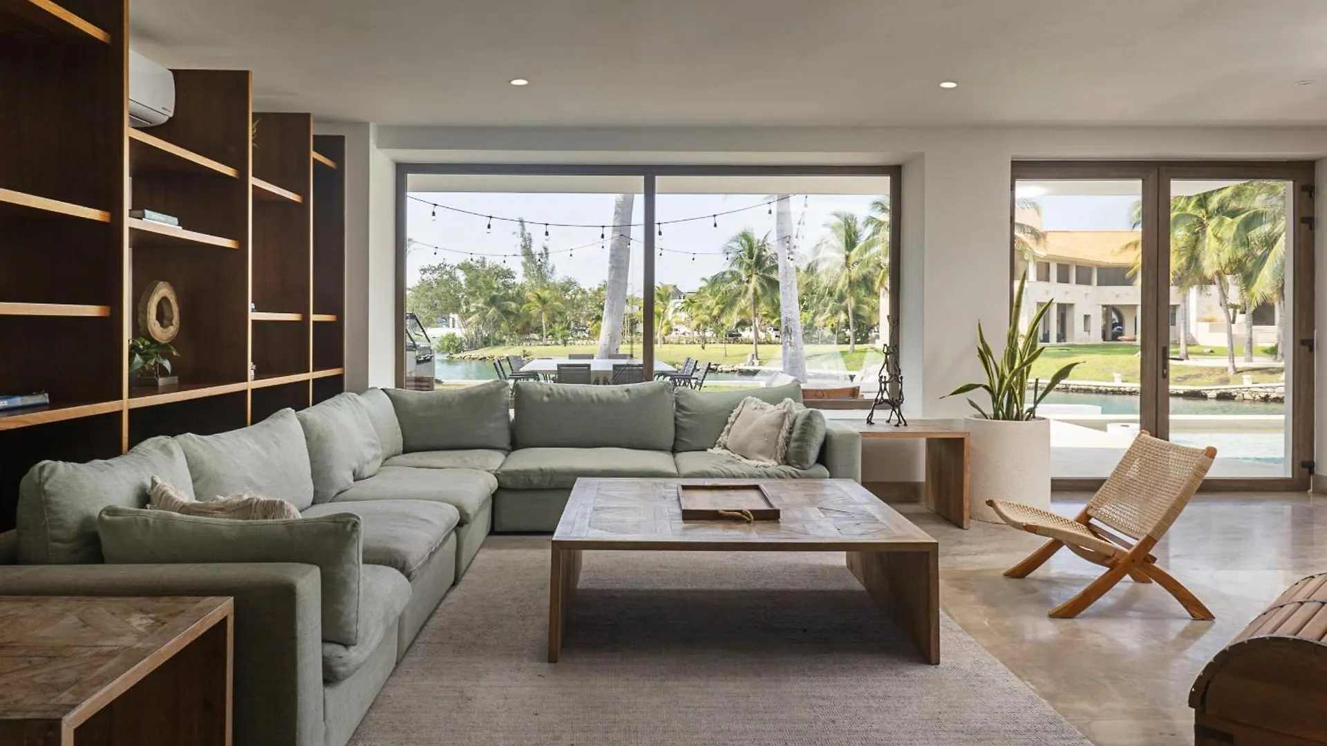 Luxury Villa 5 Bdr Oceanfront 5 Min Walk To Cenote Puerto Aventuras 0*,  Messico
