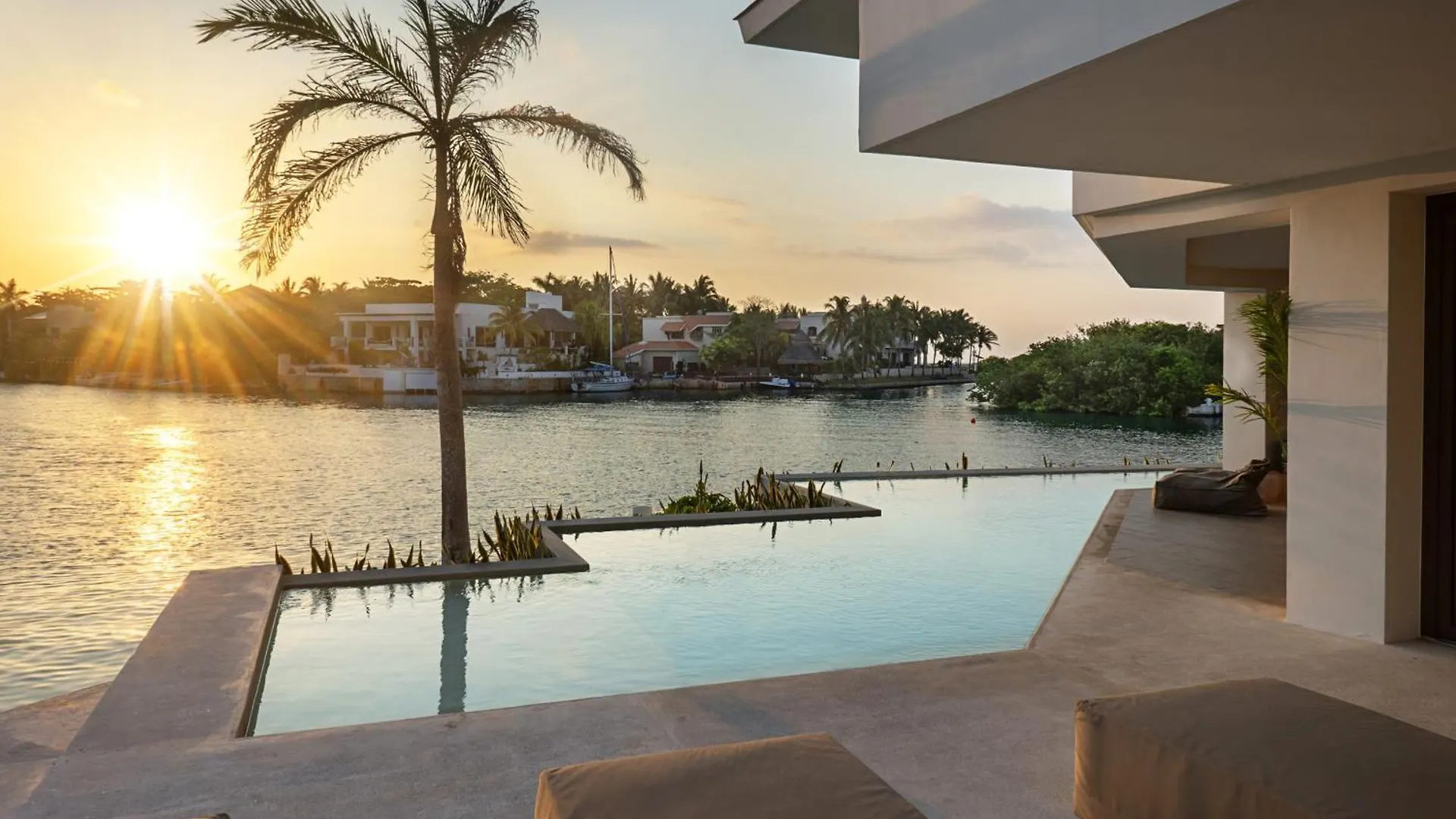 Luxury Villa 5 Bdr Oceanfront 5 Min Walk To Cenote Puerto Aventuras Messico